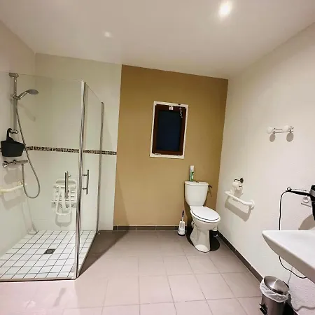 Nocleg ze śniadaniem L'entrepotes 3*